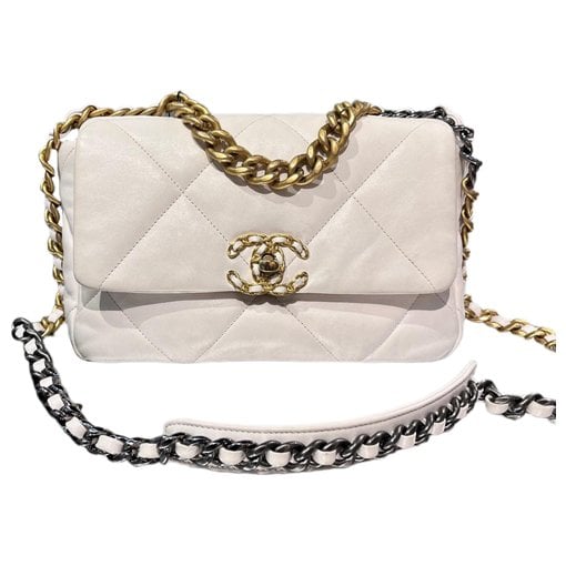 Chanel 19 leather handbag