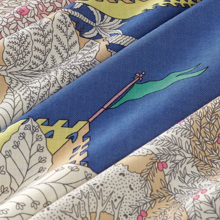 Le Palais Des Quatre Vents Shawl 140