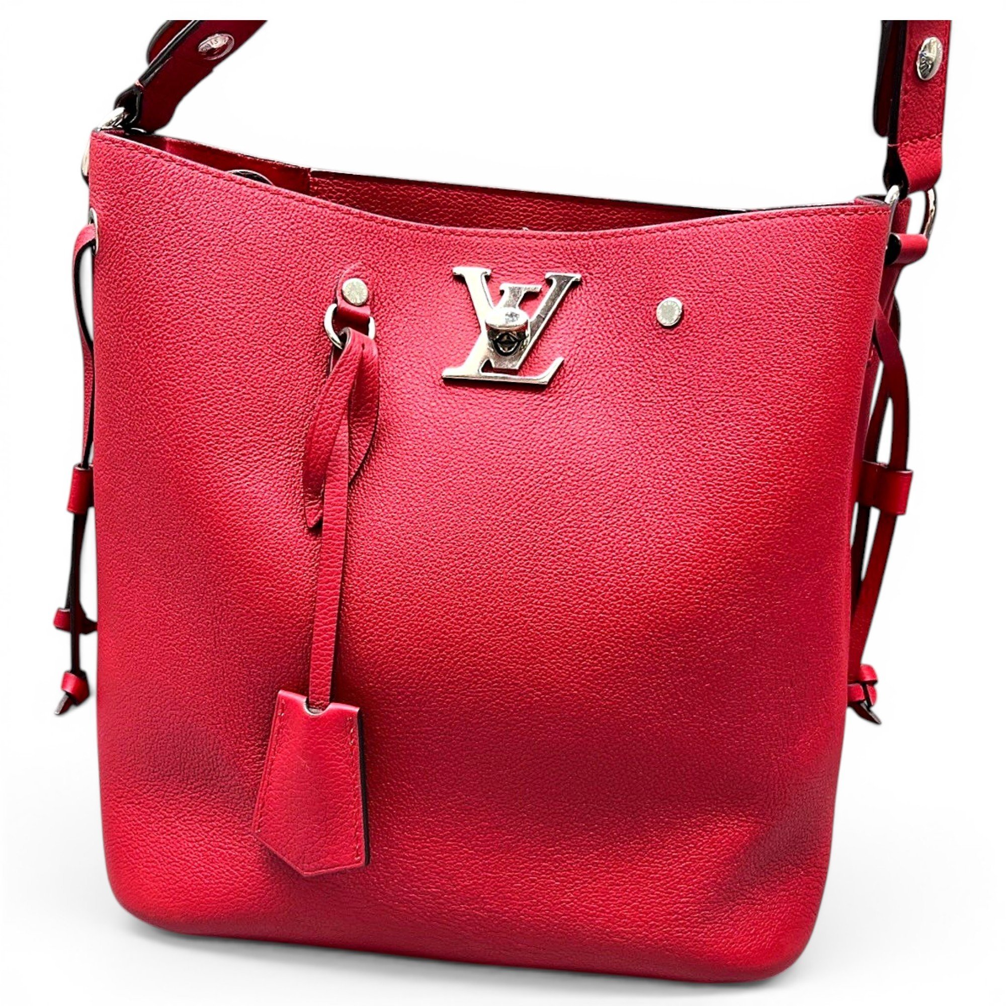 Lockme Bucket leather handbag