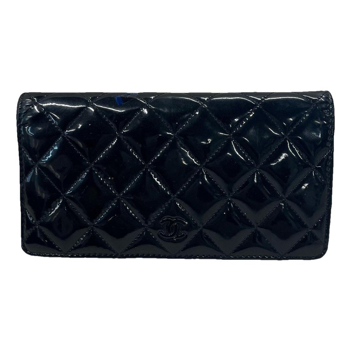 Patent leather clutch bag
