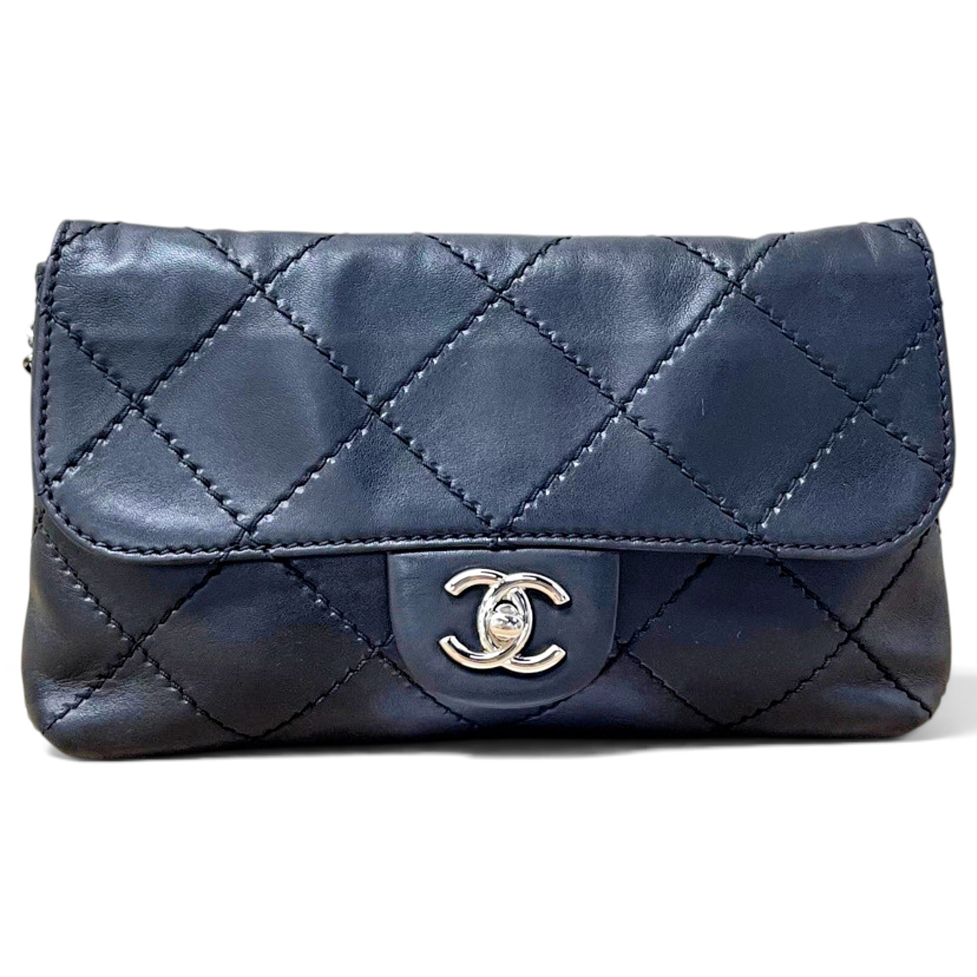 Timeless/Classique leather crossbody bag