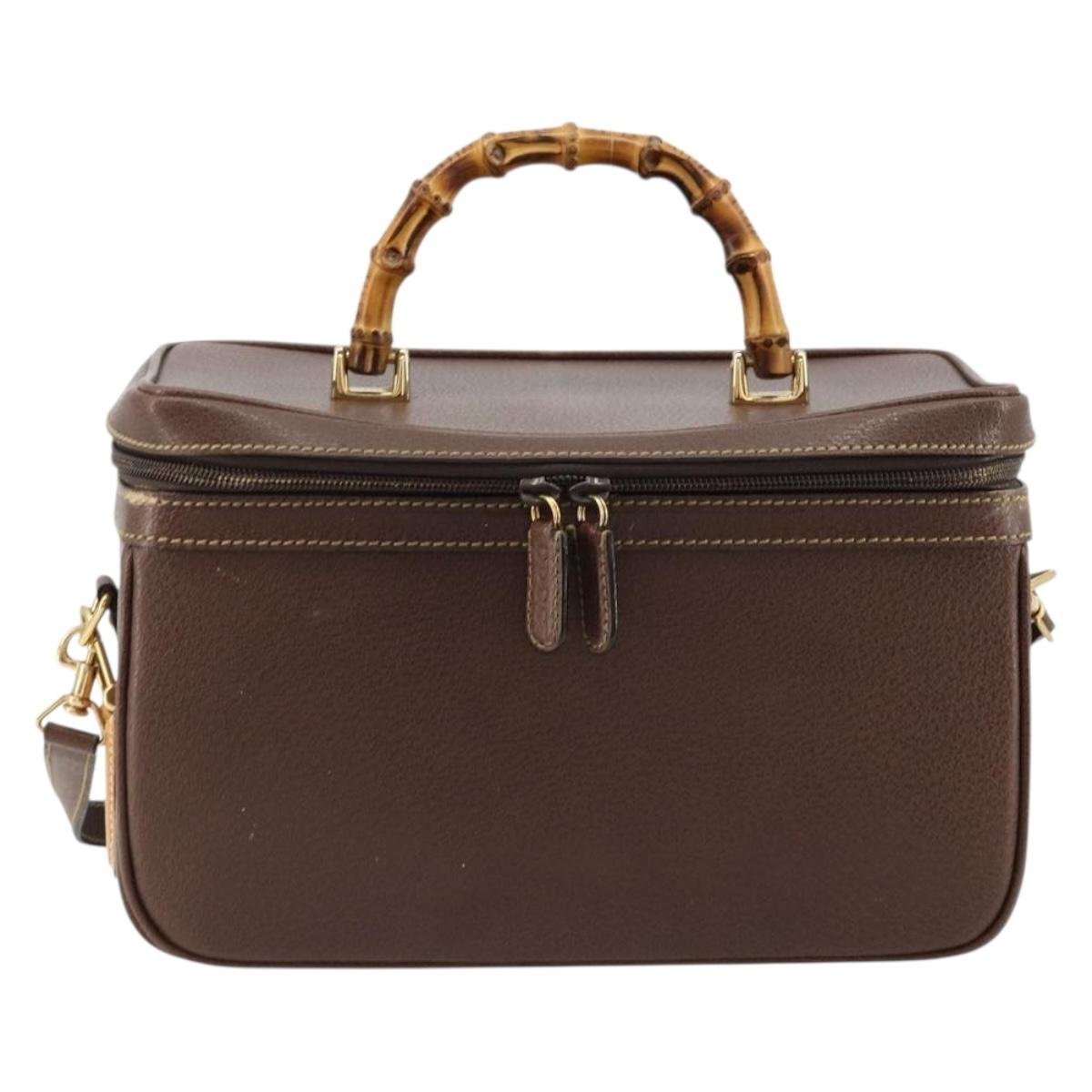 Gucci B leather handbag