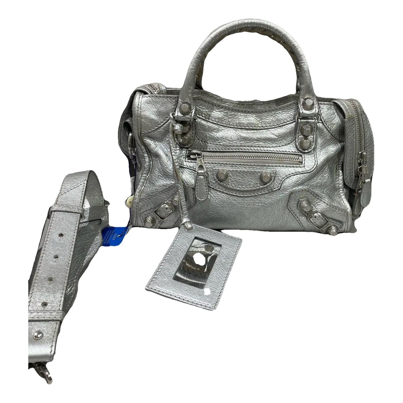City leather handbag