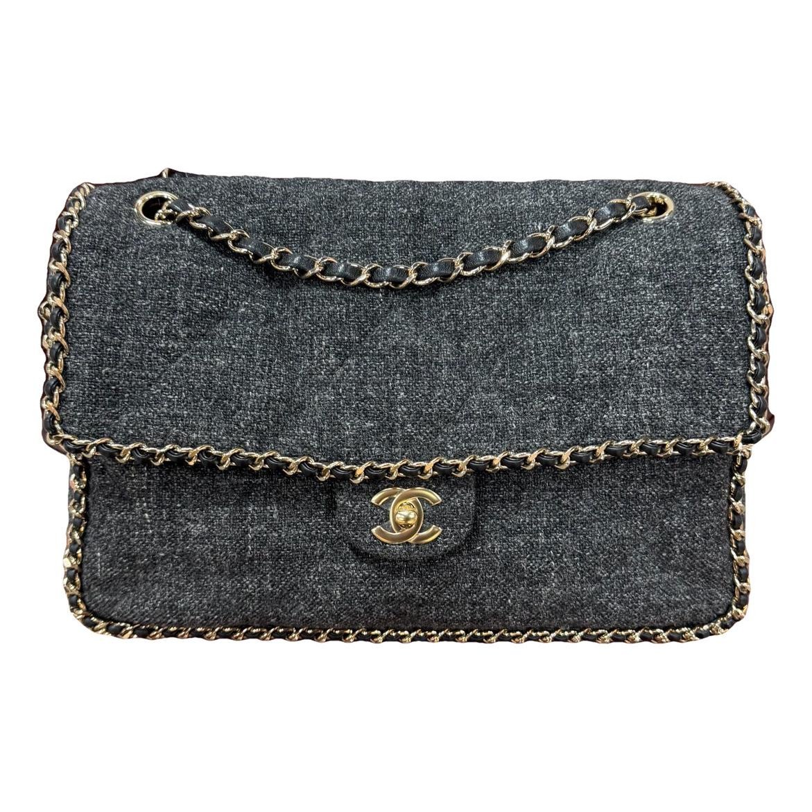Timeless/Classique tweed crossbody bag