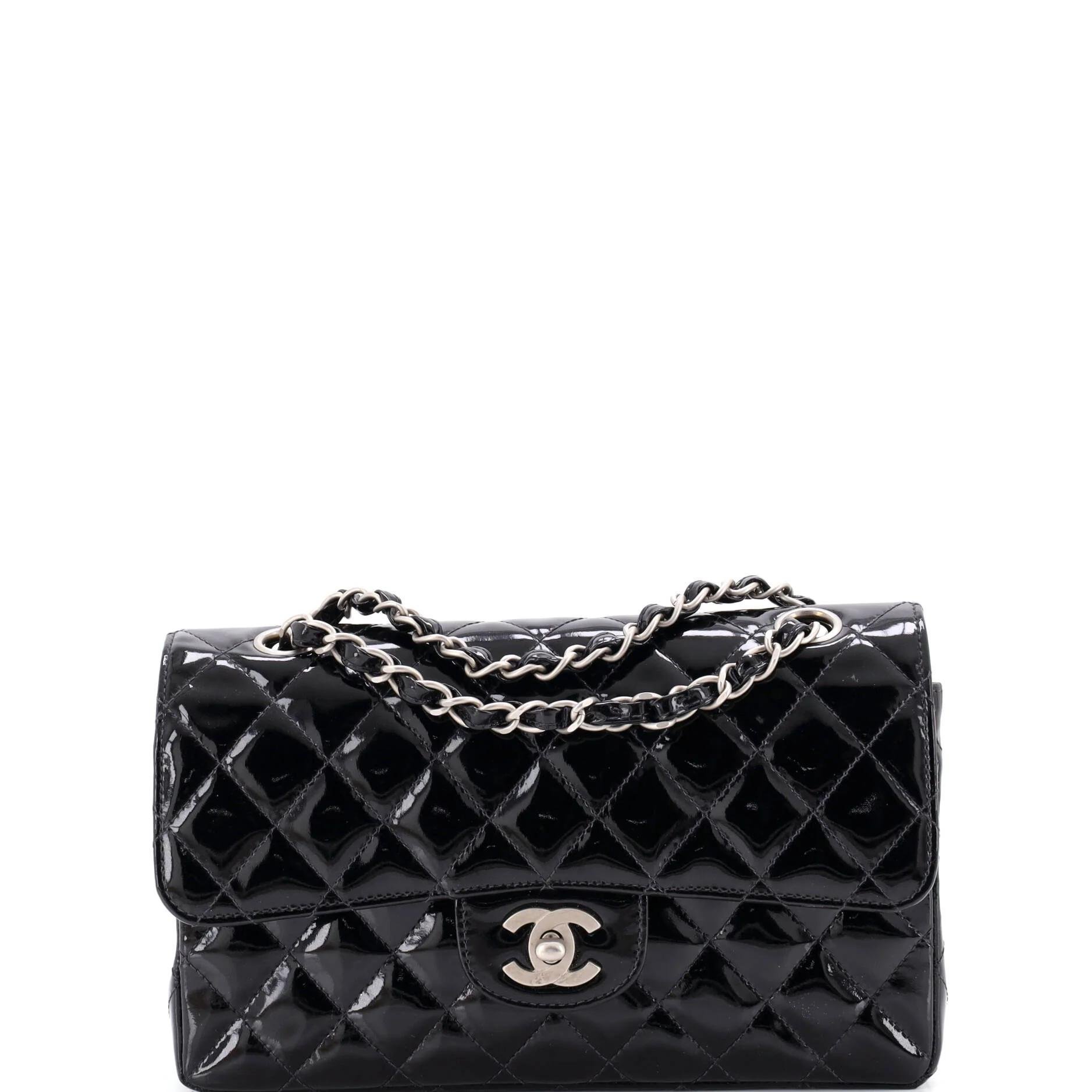 Timeless/Classique patent leather handbag