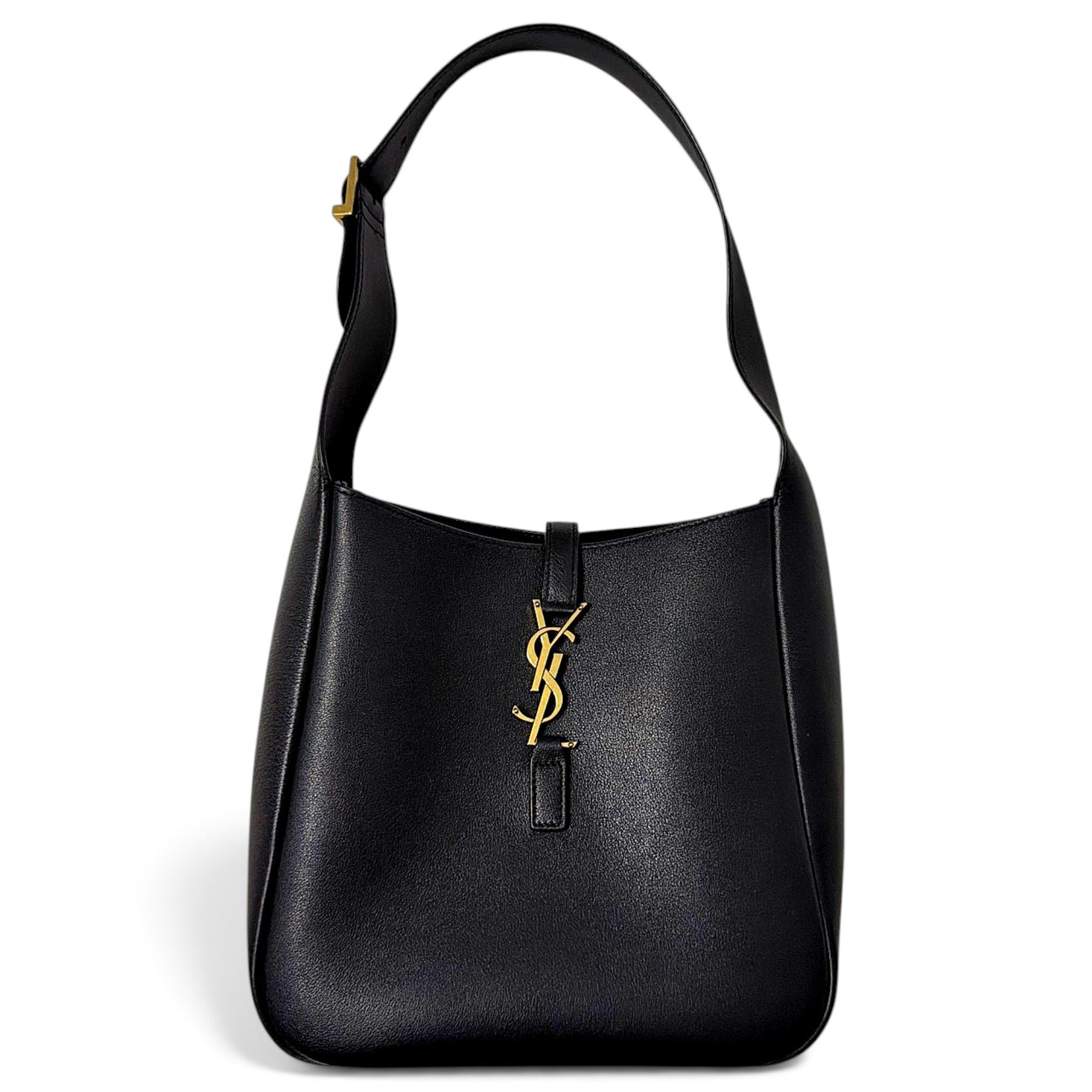 Le 5 à 7 leather bag