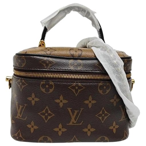 Vanity leather handbag