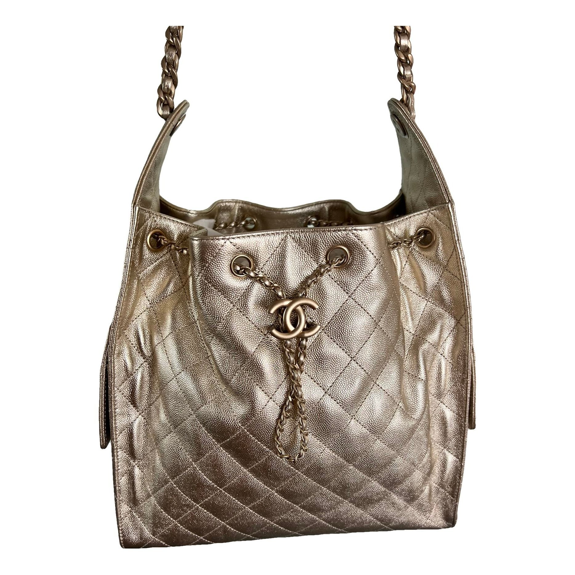 Chanel 25 leather handbag