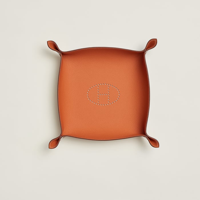 Mises Et Relances H Evelyne Change Tray