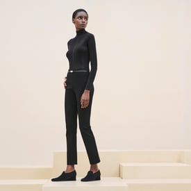 High-waisted pants