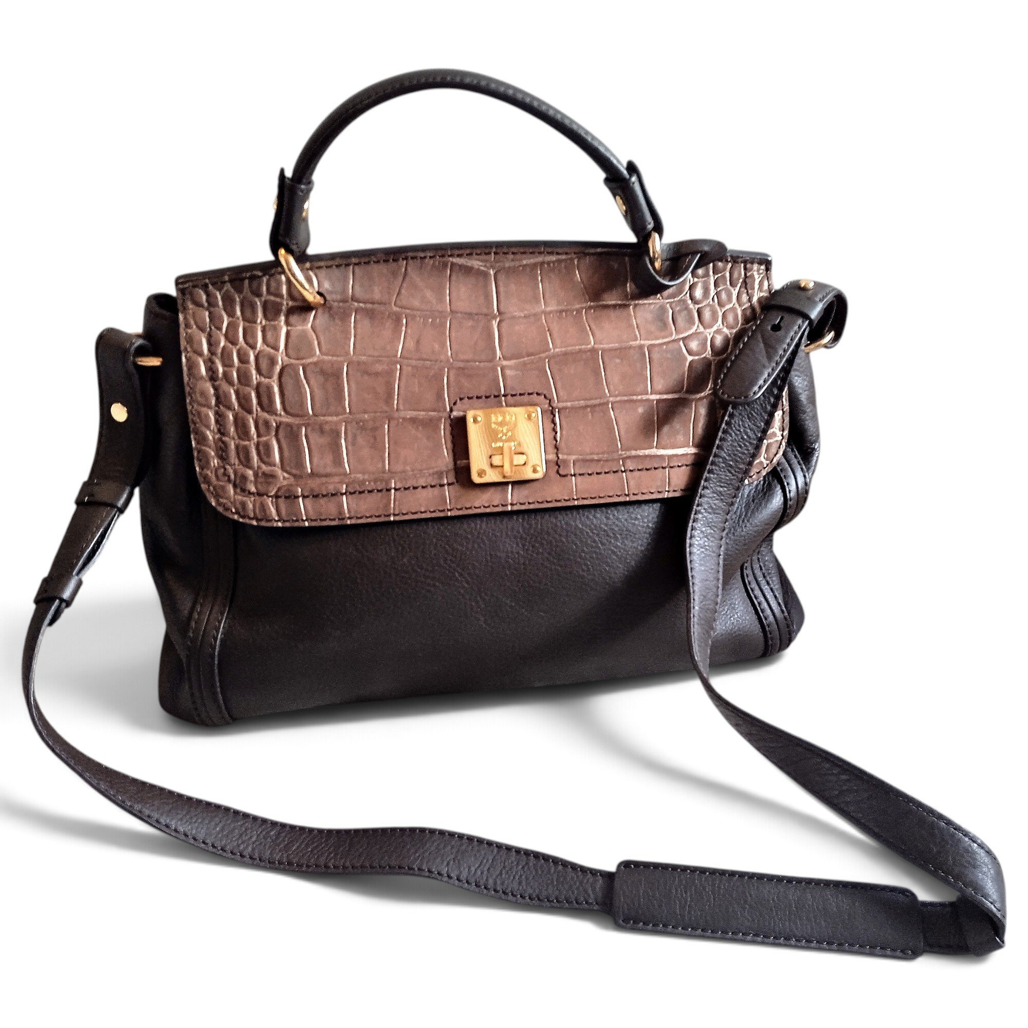 Leather crossbody bag