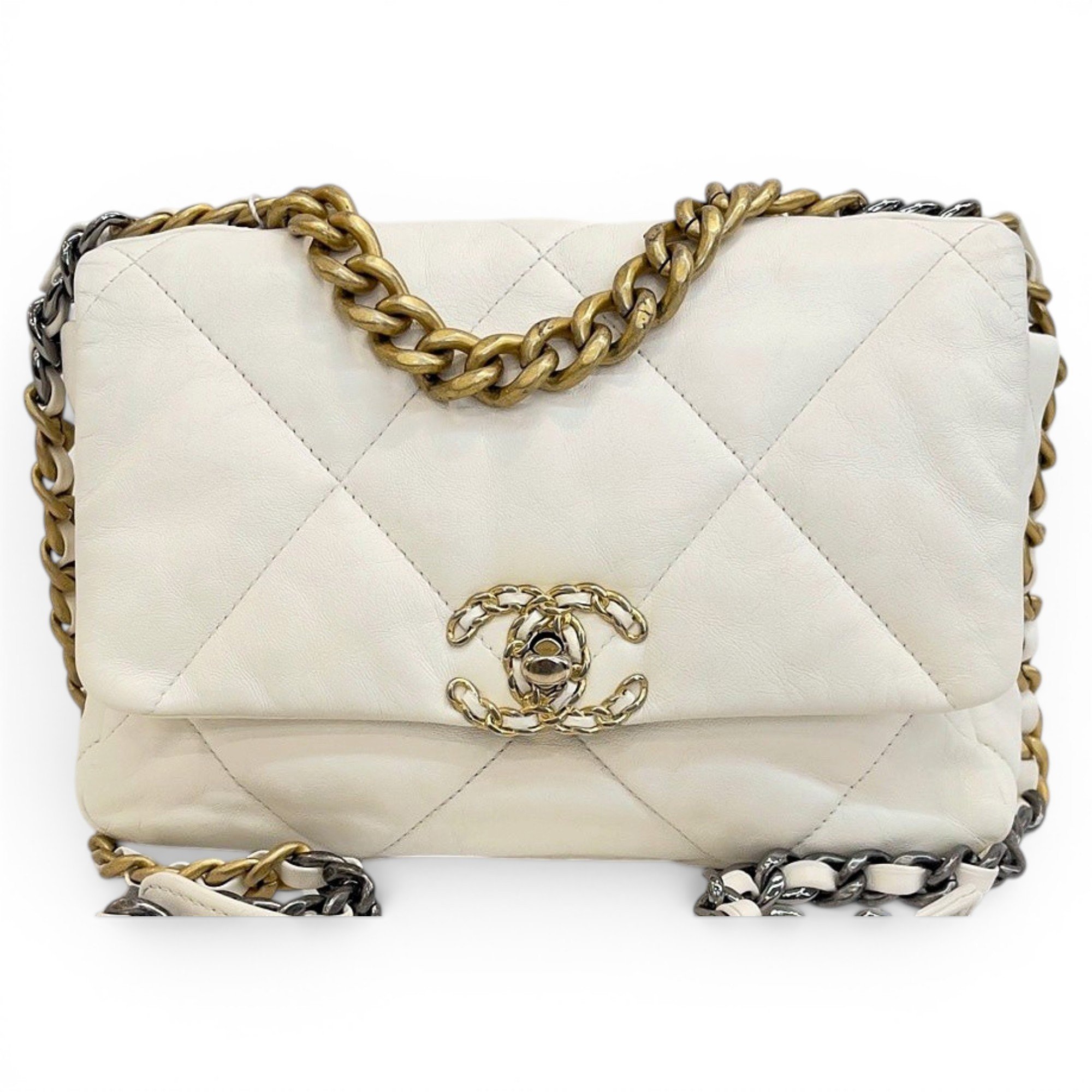 Chanel 19 leather handbag