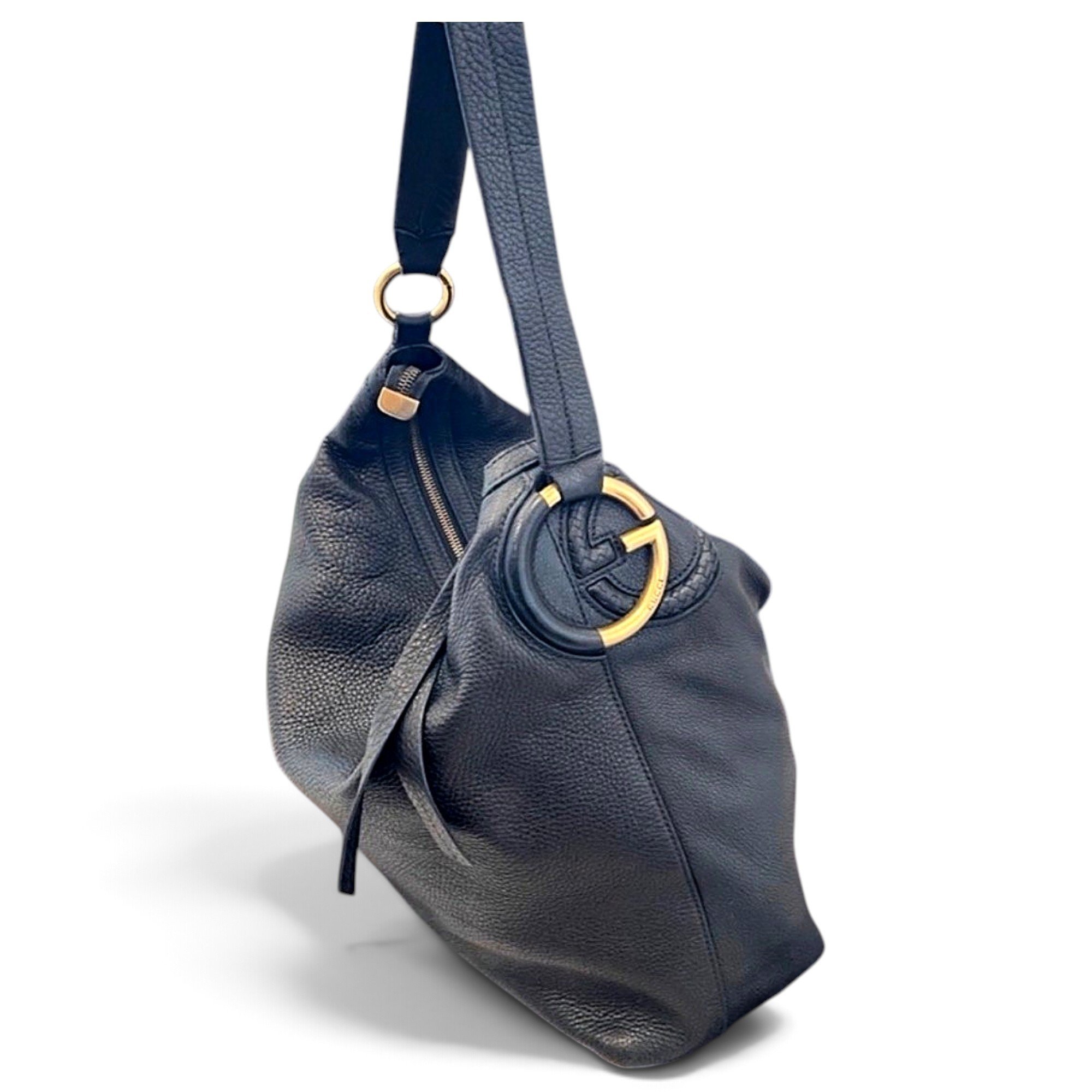 Hobo leather handbag