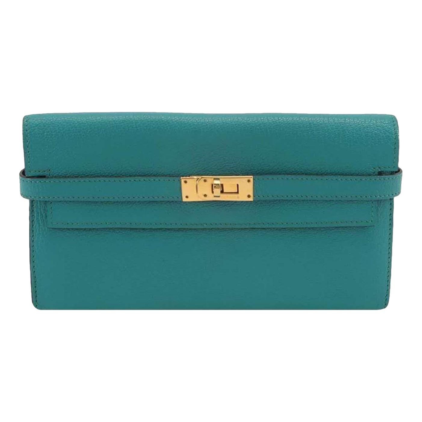 Kelly to go leather clutch bag