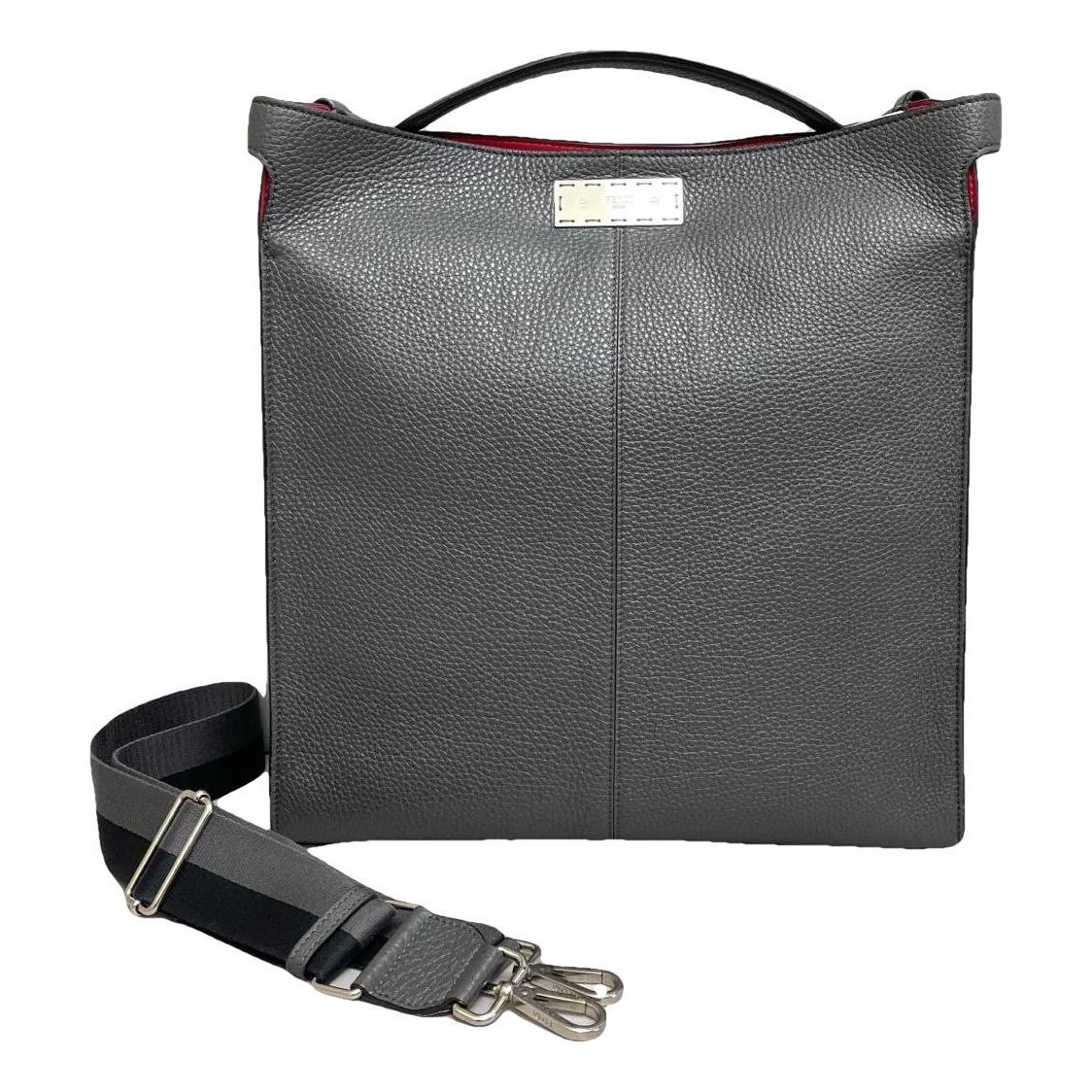 Peekaboo leather tote