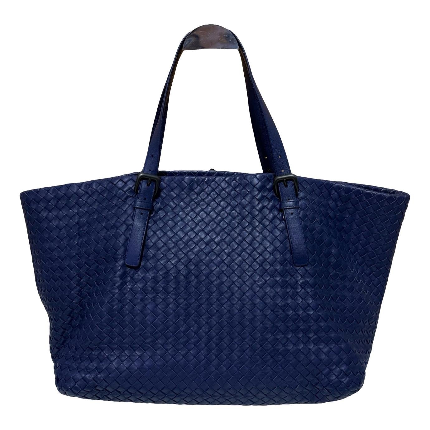 Bottega Veneta Fourre-Tout leather handbag
