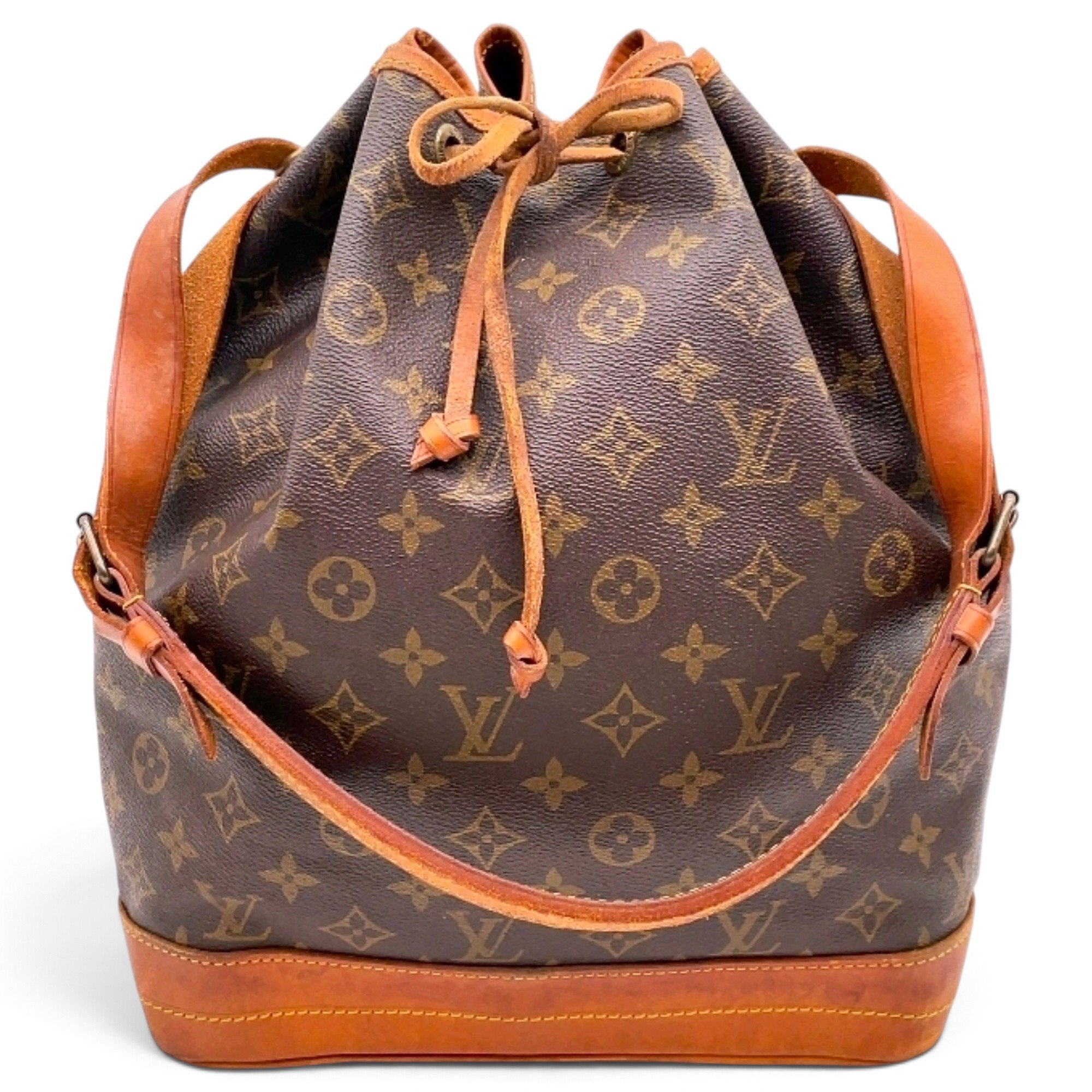 Noé leather handbag