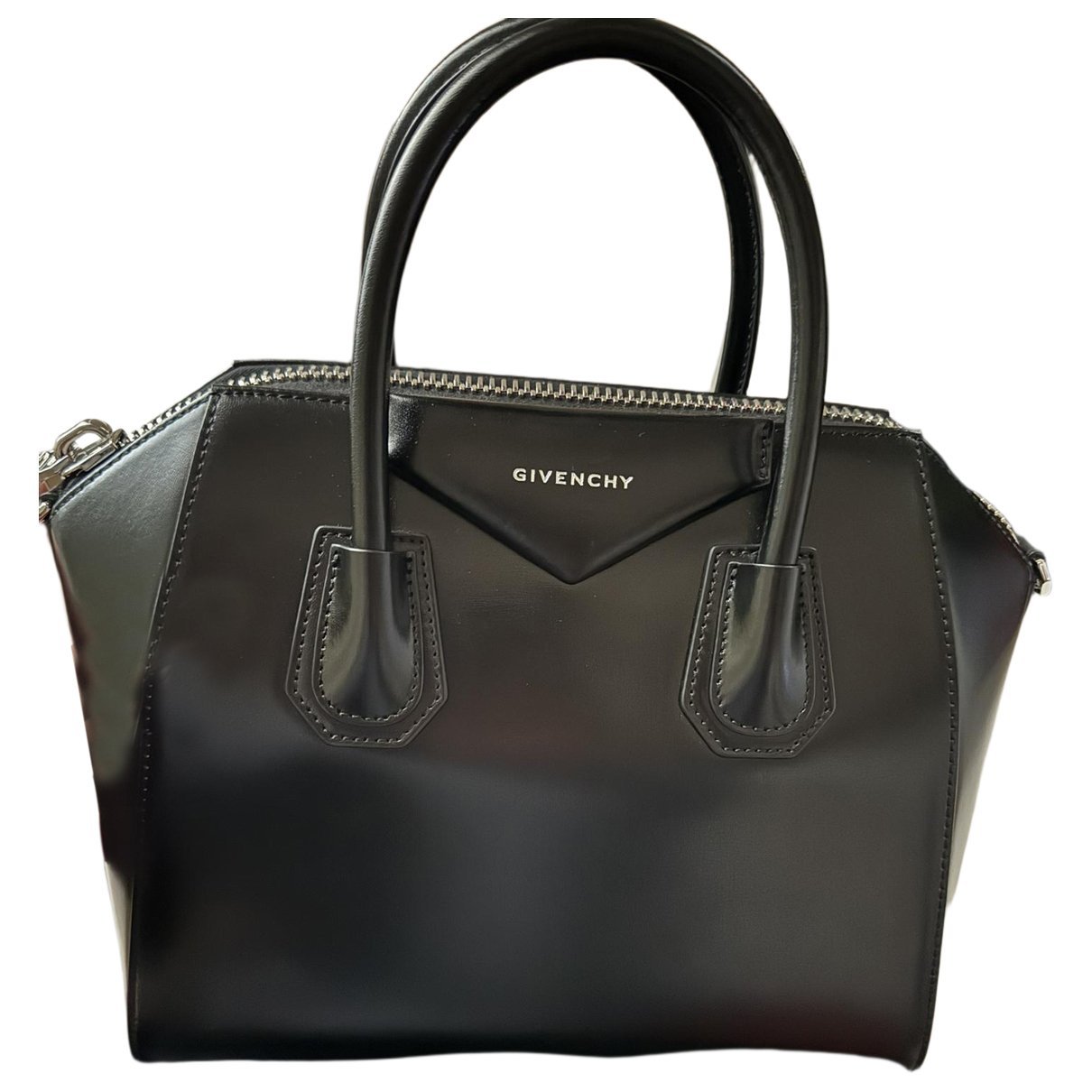 Givenchy Antigona leather handbag