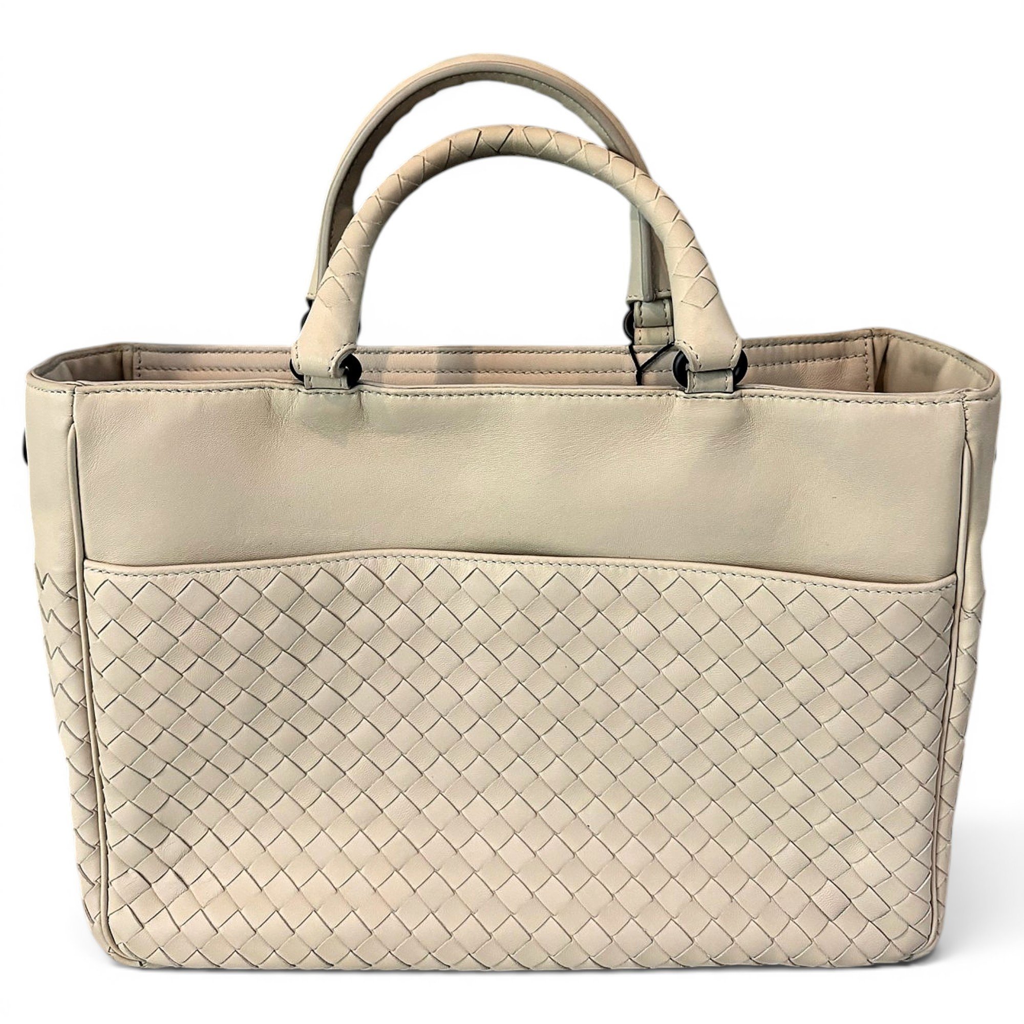 Leather tote