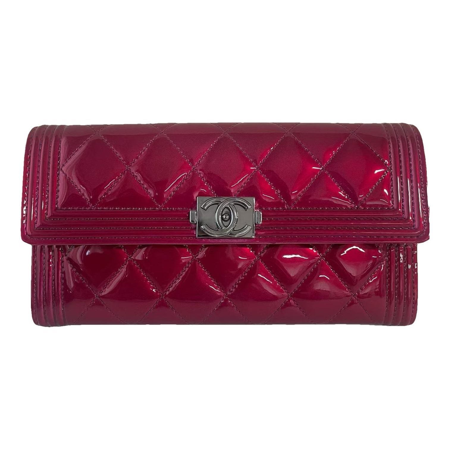Patent leather clutch bag