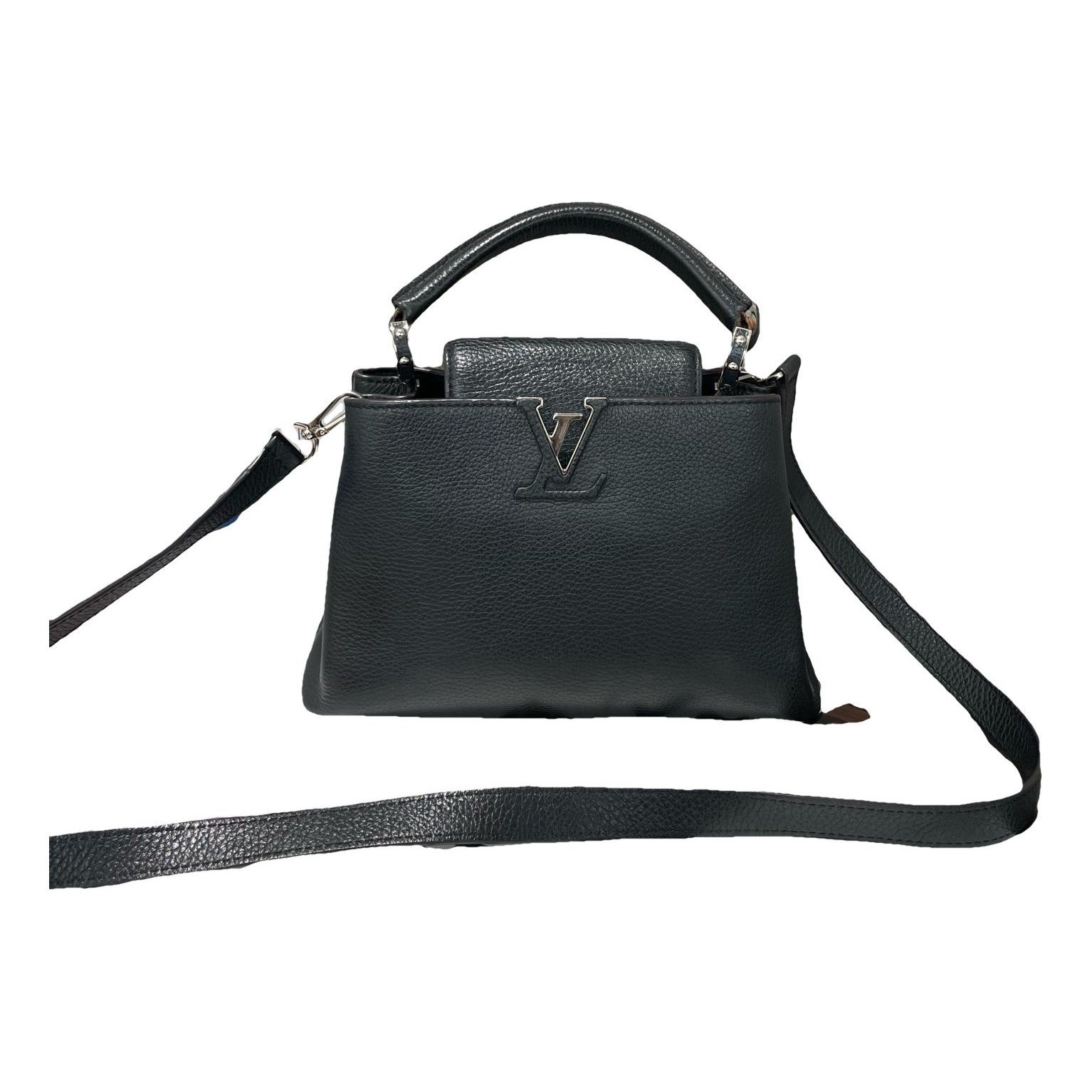 Capucines leather handbag