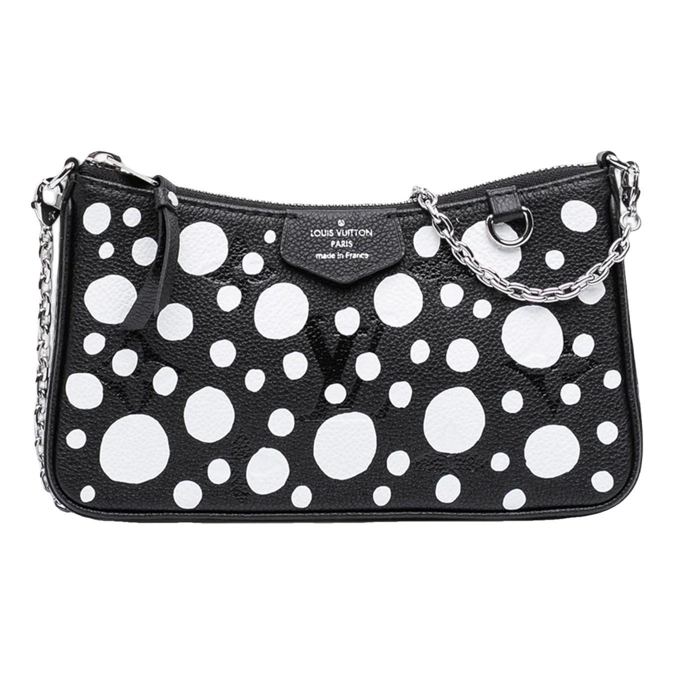 Easy Pouch On Strap leather satchel