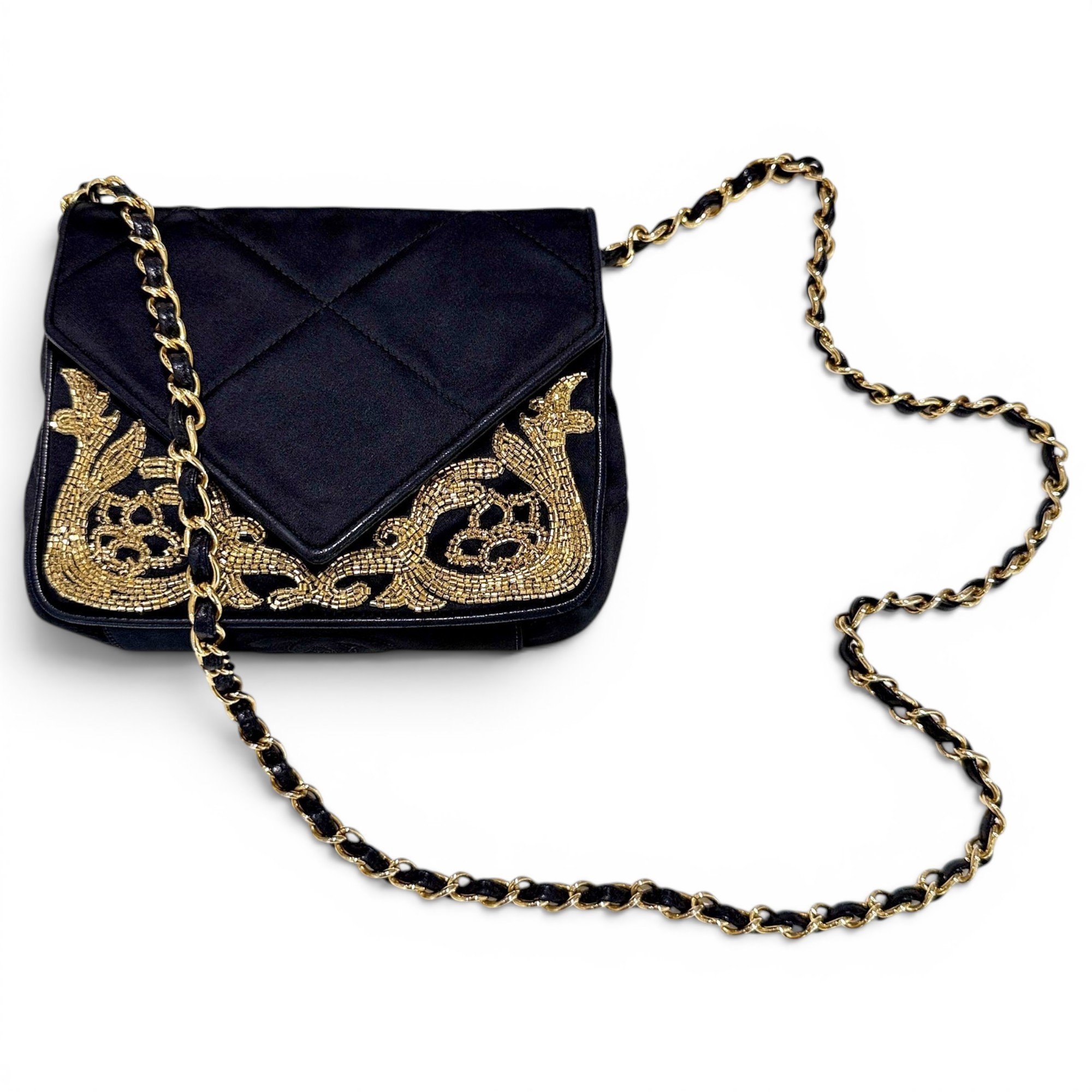 Trendy CC silk handbag