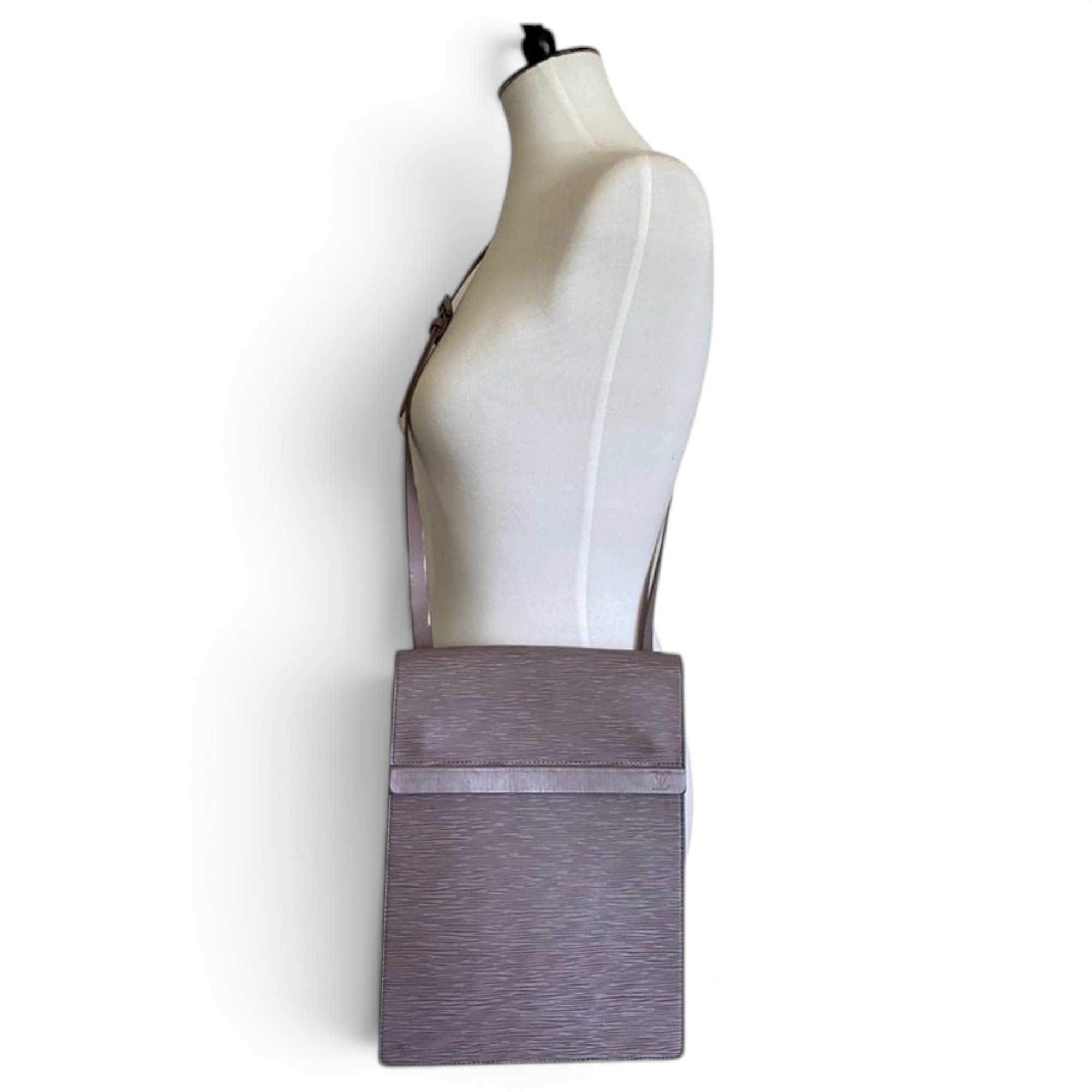 Leather crossbody bag