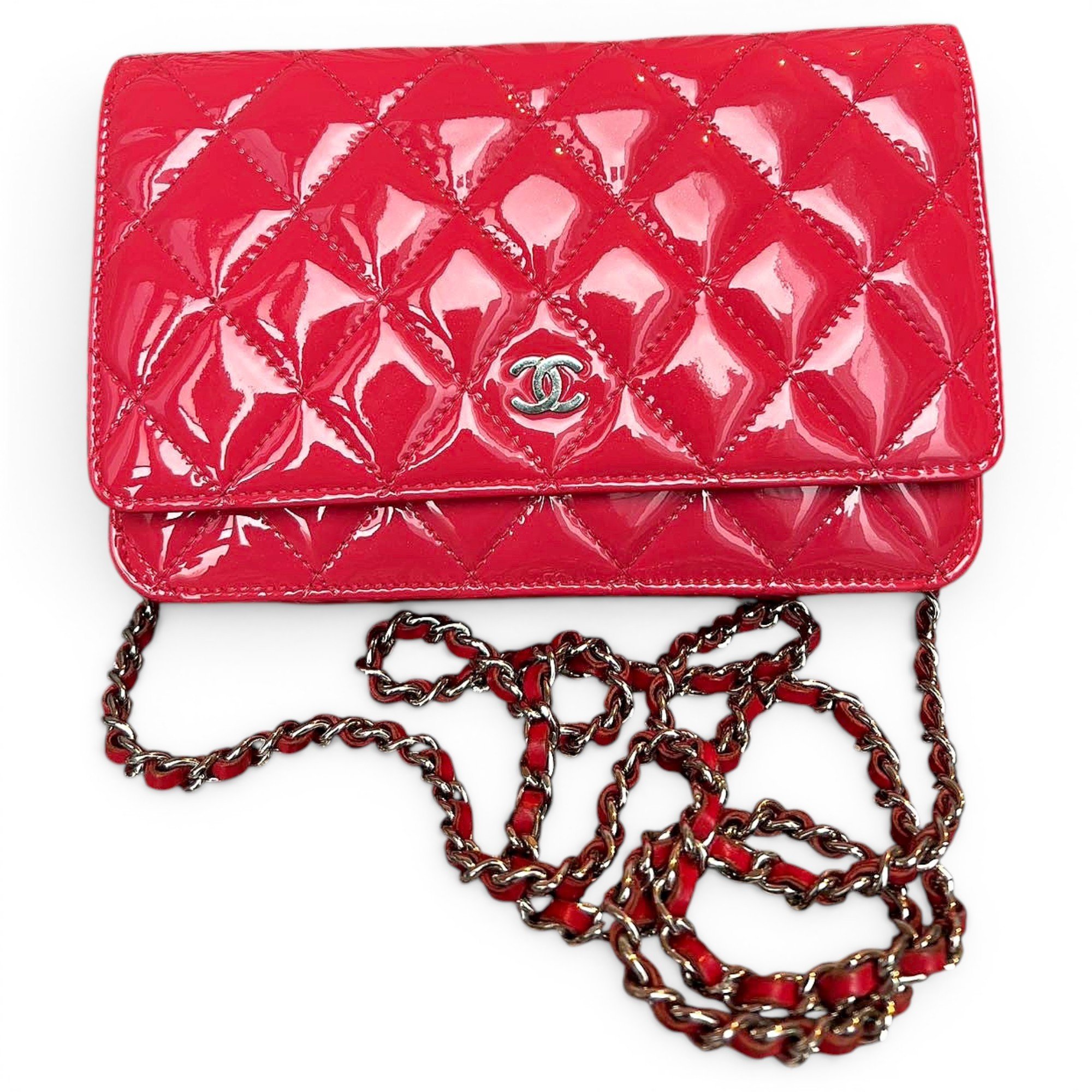 Trendy CC Wallet on Chain patent leather crossbody bag