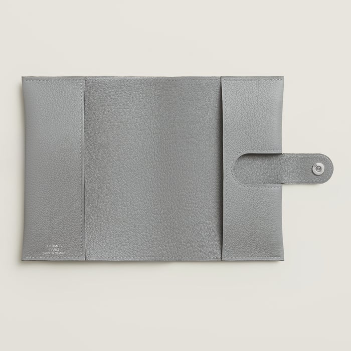 Gris Pantin R.M.S Passport Holder