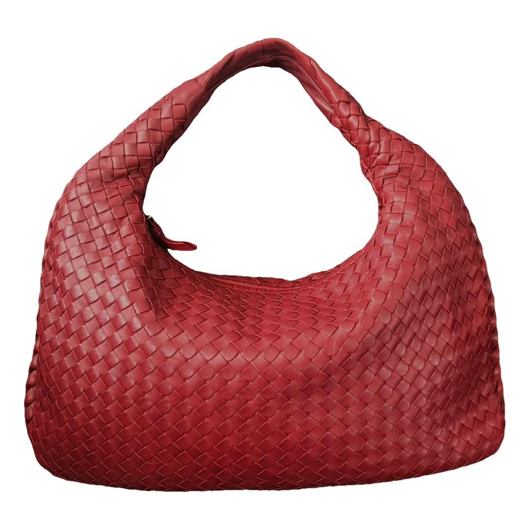 Veneta leather handbag