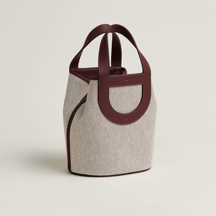 Hermès In-the-loop 18 Bag