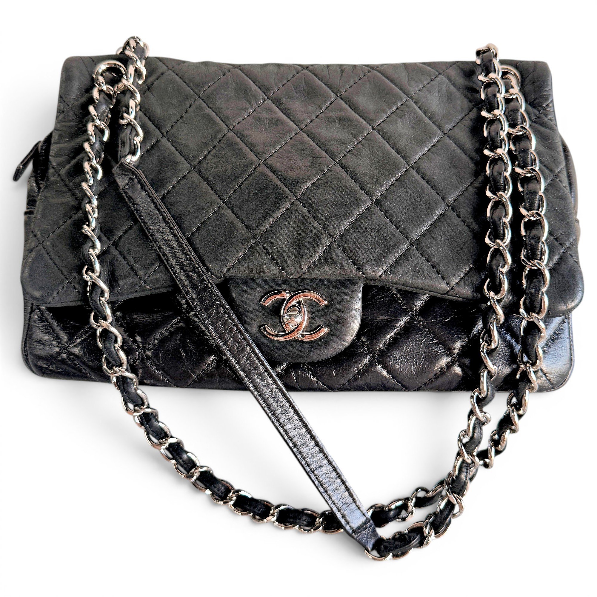 Timeless/Classique leather crossbody bag
