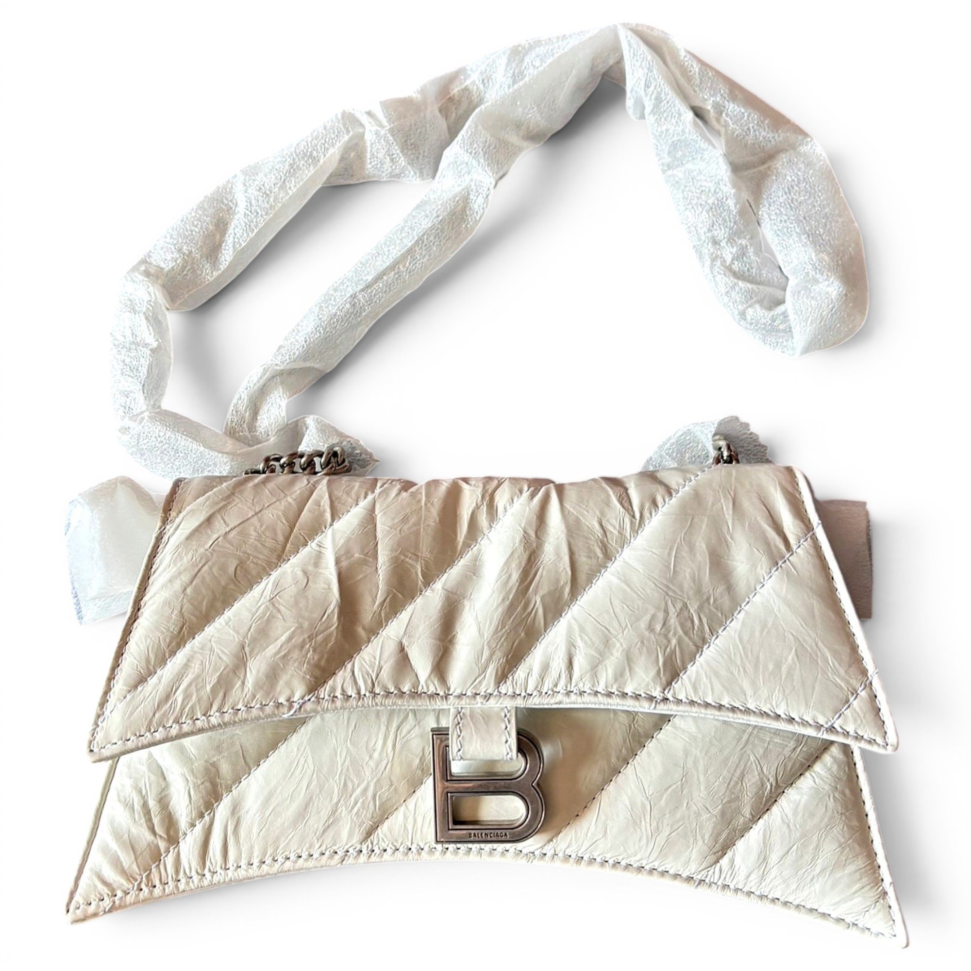 Crush leather handbag