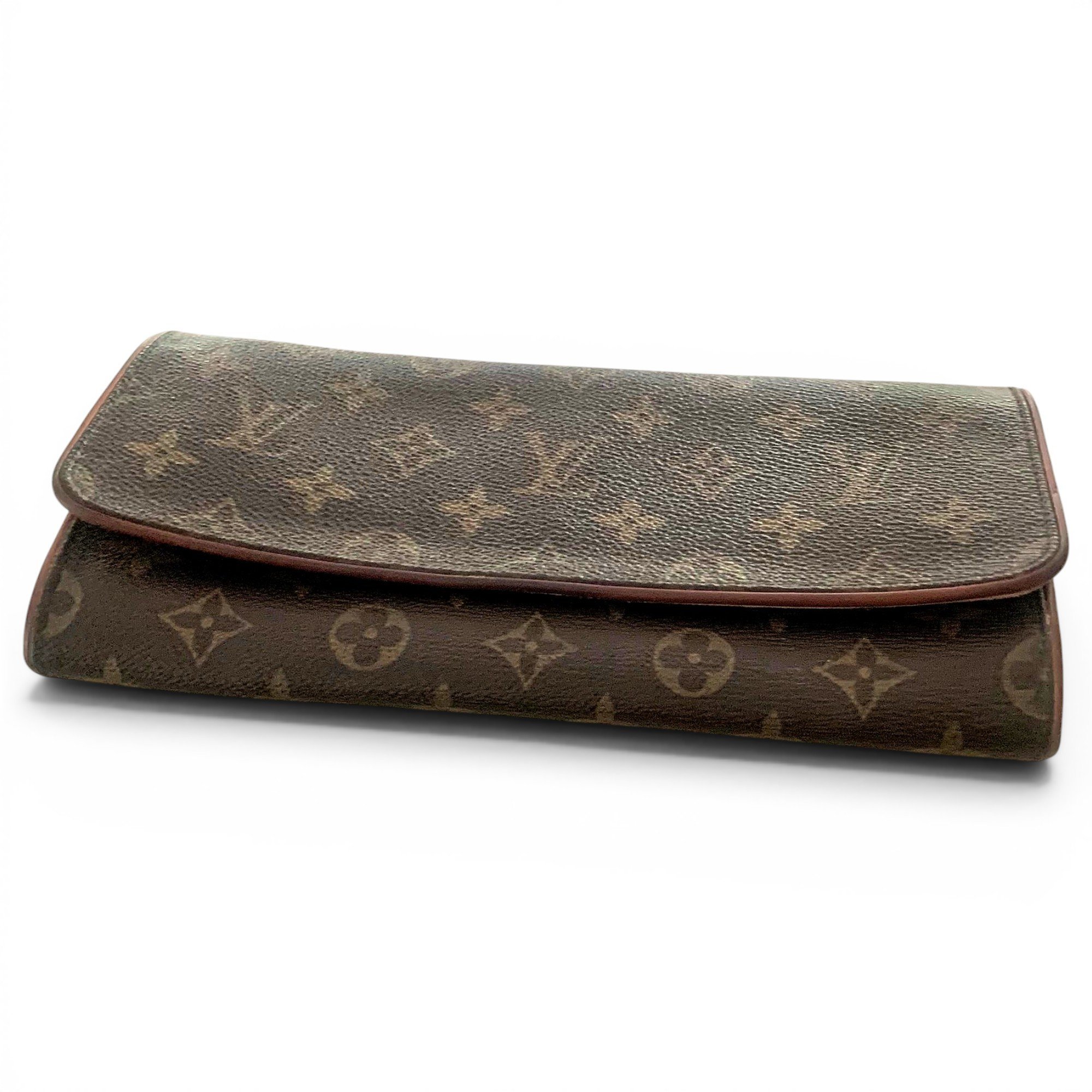 Leather clutch bag