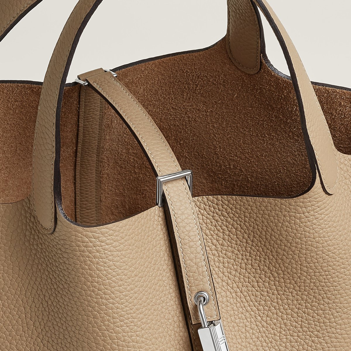 Trench Picotin Lock 22 Bag