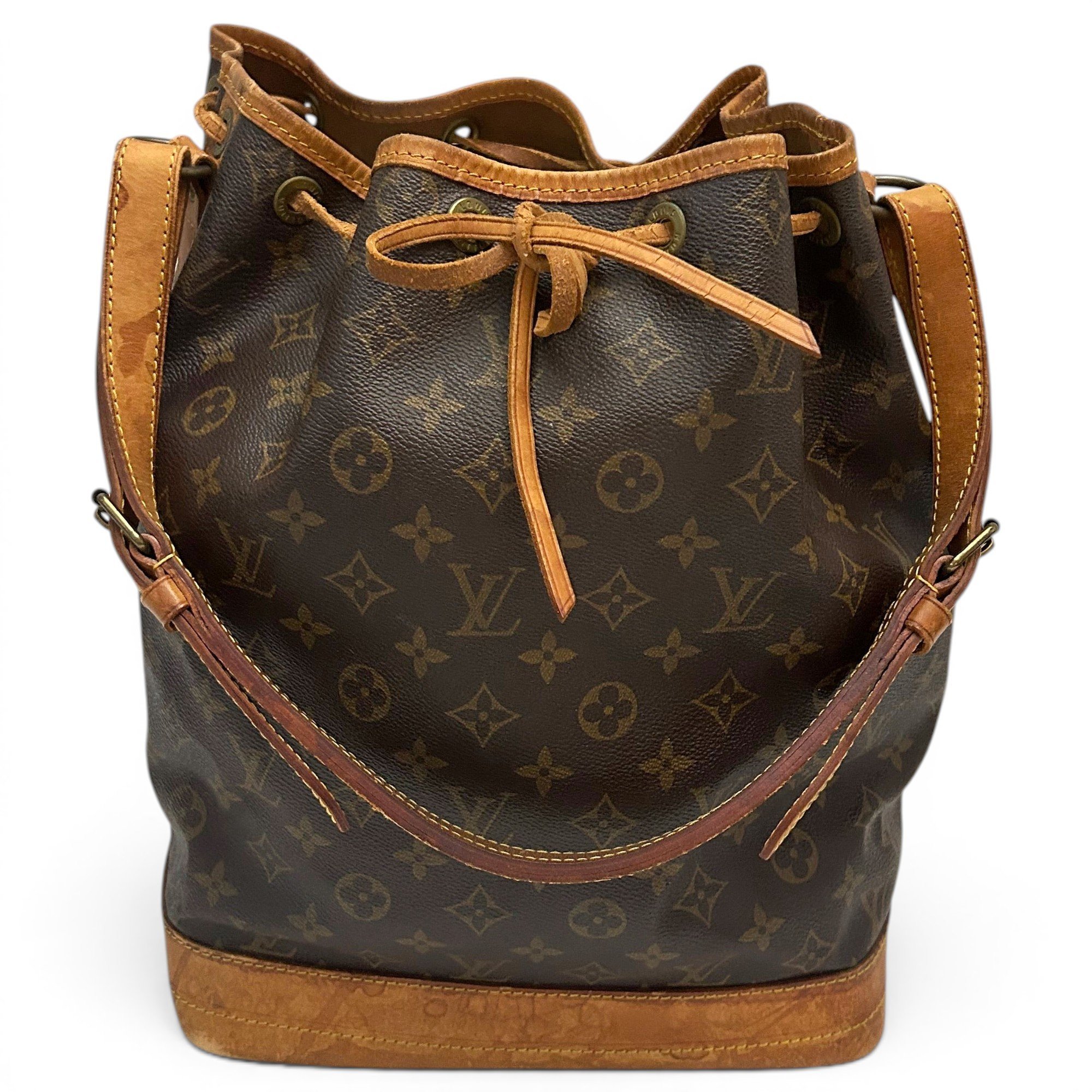 Louis Vuitton Noé leather handbag
