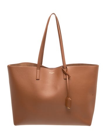 Signature Tote East West