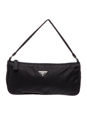 Enameled Metal Triangle Top Handle Bag