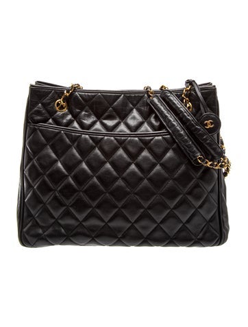 Quilted CC Shoulder Bag