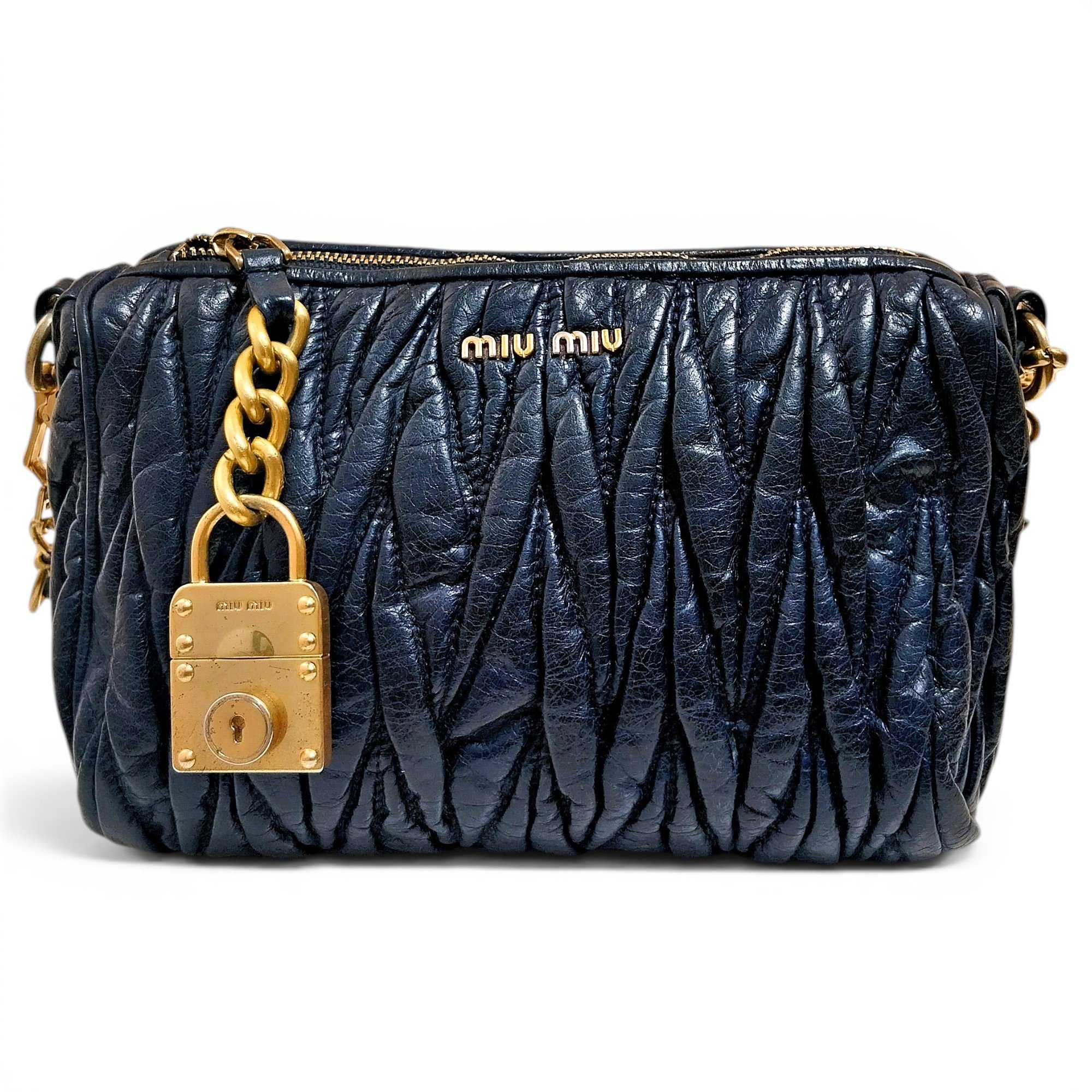 Matelassé leather handbag