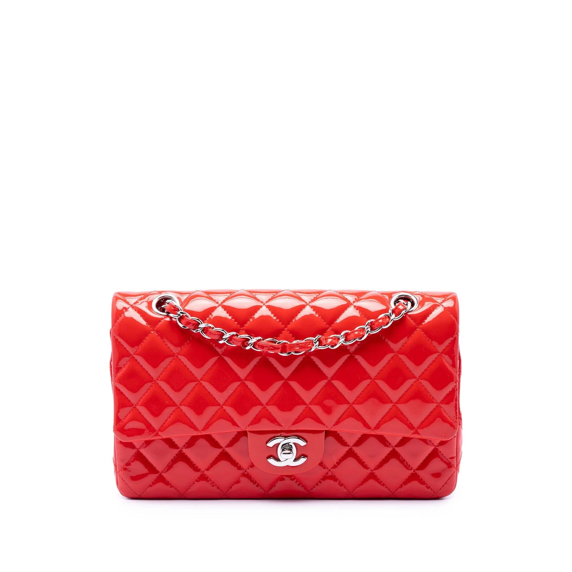 Timeless/Classique patent leather handbag