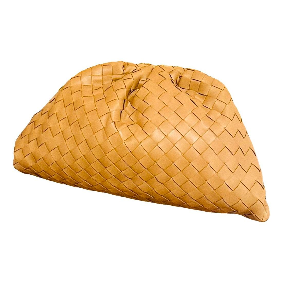 Pouch leather handbag