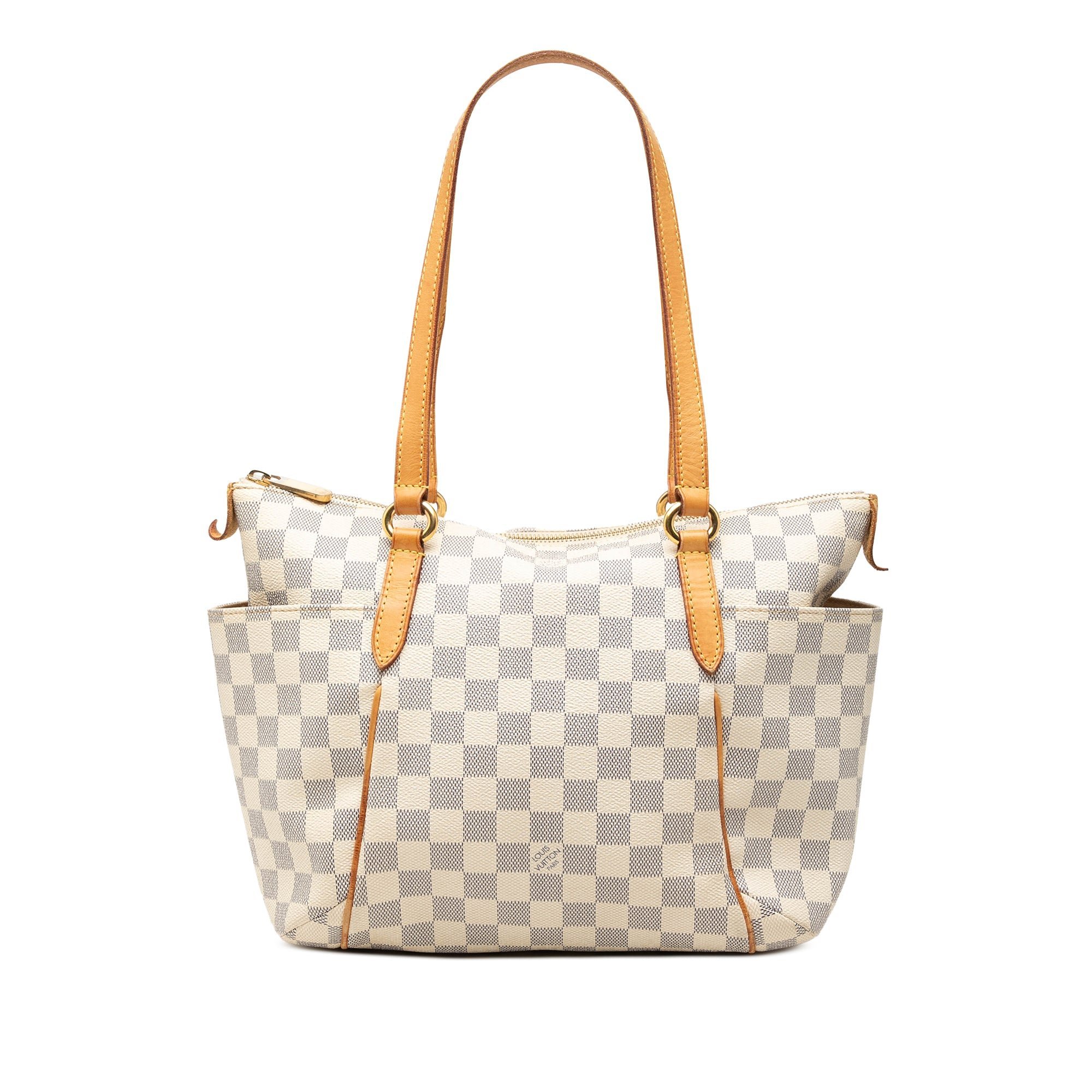 Totally leather tote