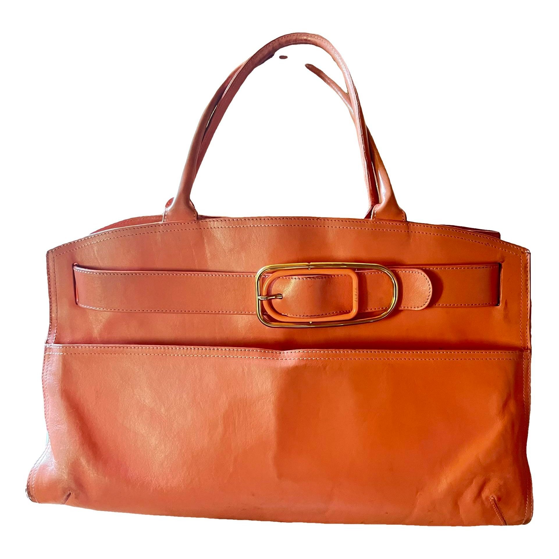 Leather handbag