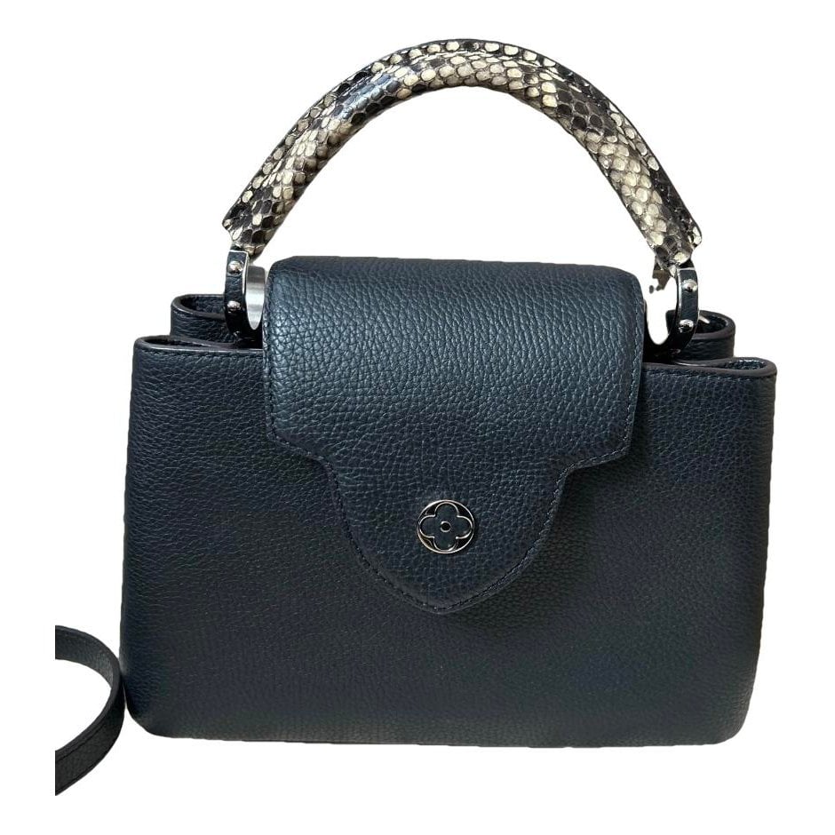 Capucines leather handbag