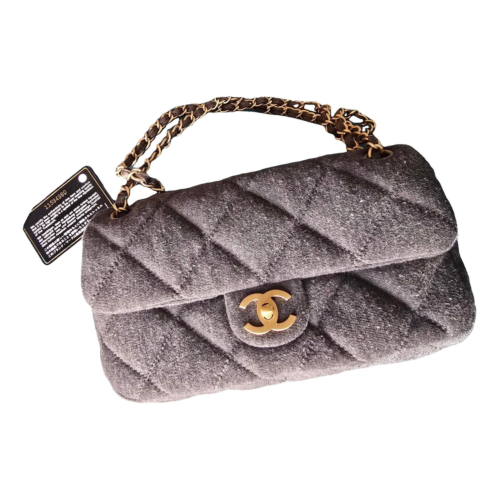 Chanel Timeless/Classique wool clutch bag