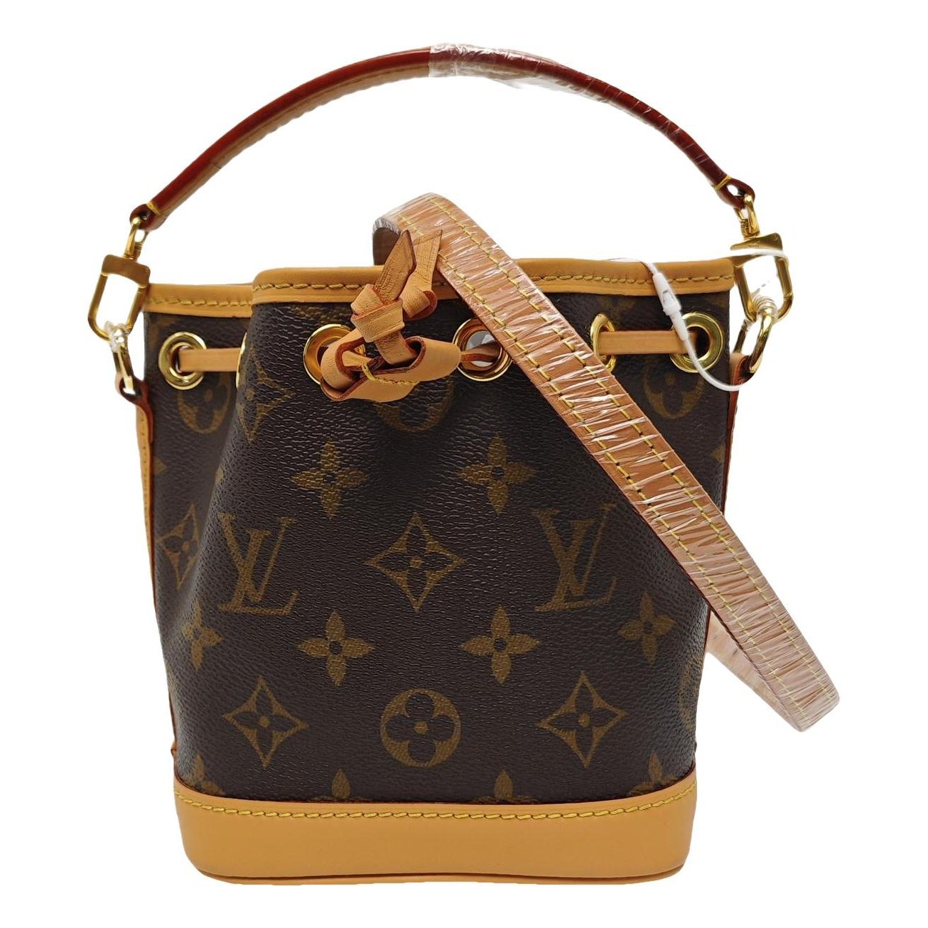 Nano Noé leather handbag