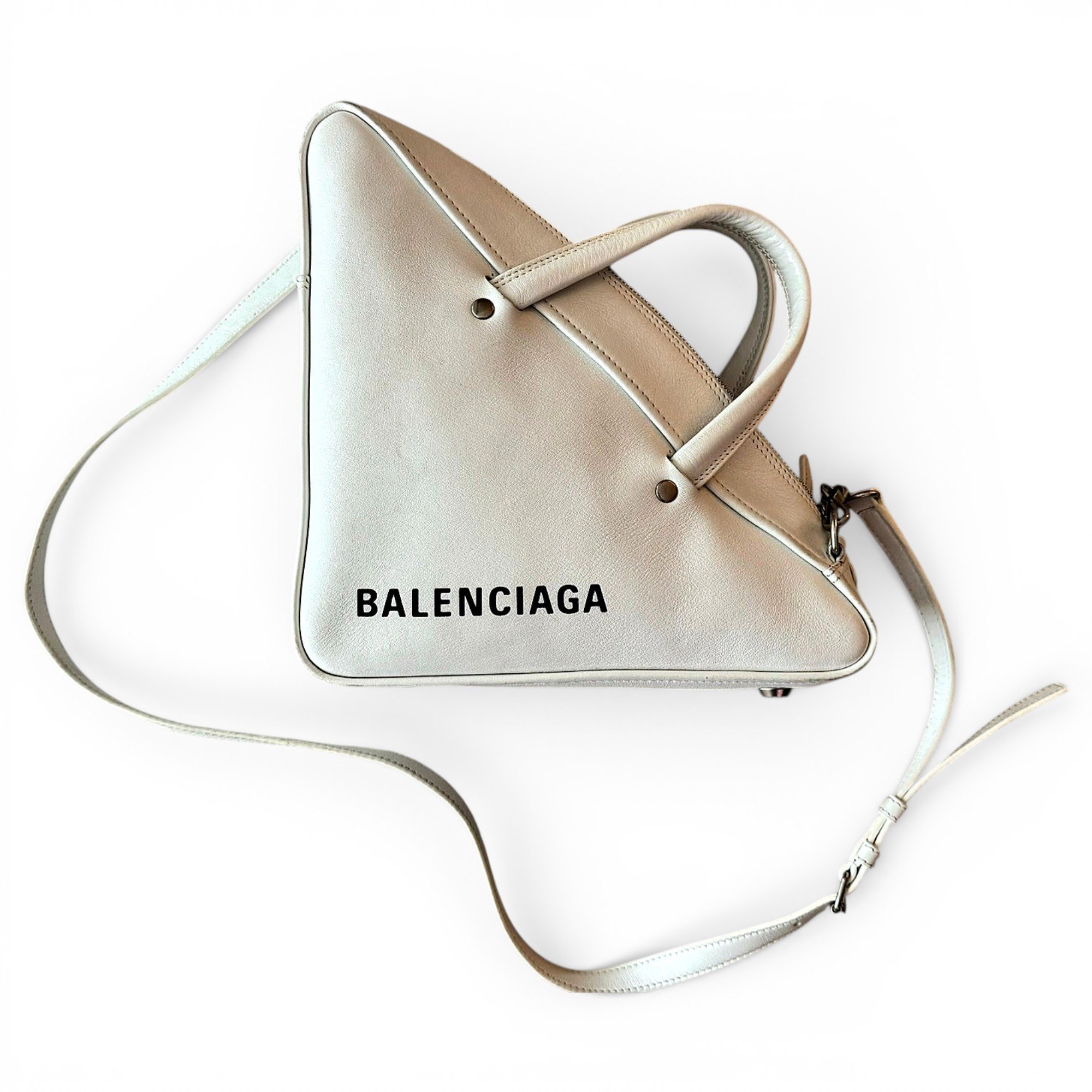 Triangle leather bag