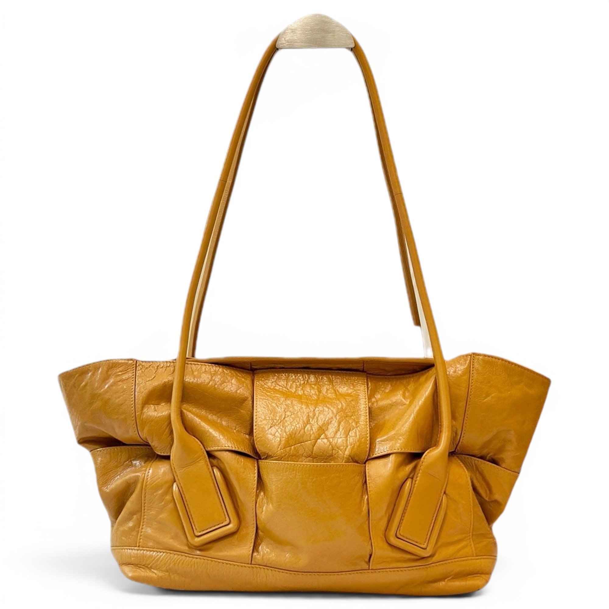 Bottega Veneta Arco leather handbag